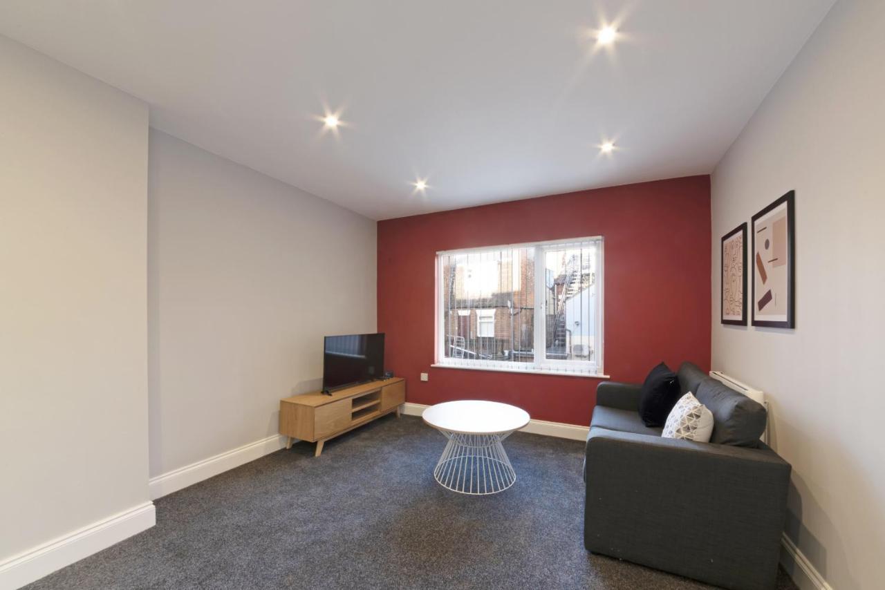 K Suites - Waveney Chambers 1 Old โลเวสทอฟต์ ภายนอก รูปภาพ
