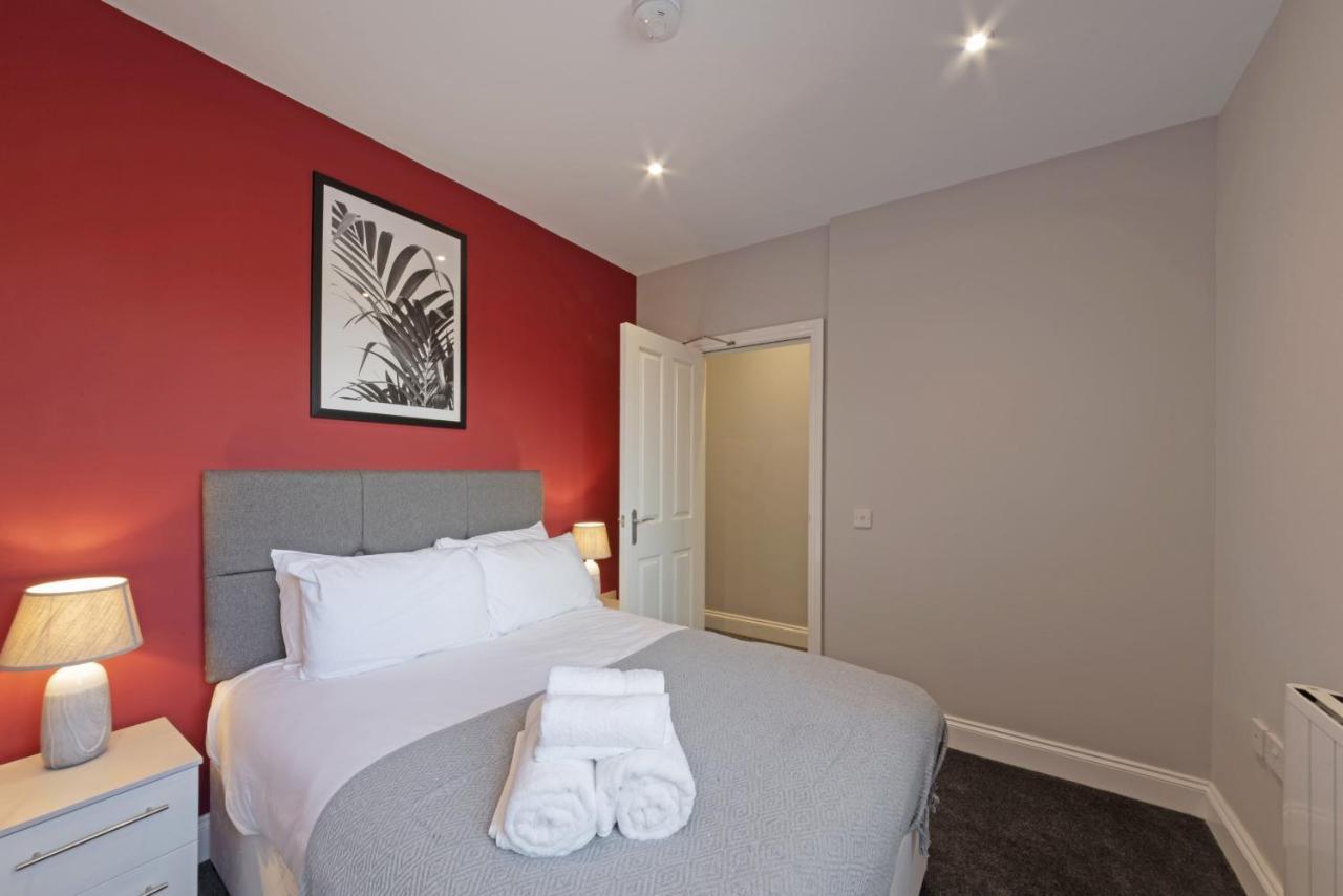 K Suites - Waveney Chambers 1 Old โลเวสทอฟต์ ภายนอก รูปภาพ