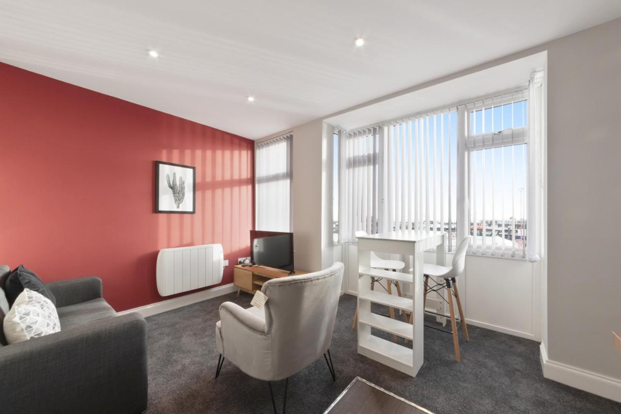 K Suites - Waveney Chambers 1 Old โลเวสทอฟต์ ภายนอก รูปภาพ