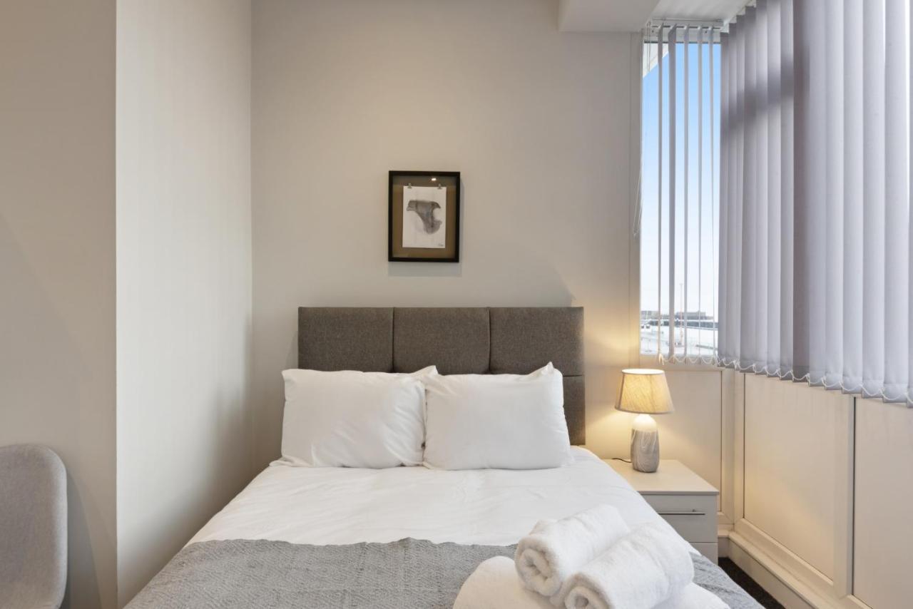 K Suites - Waveney Chambers 1 Old โลเวสทอฟต์ ภายนอก รูปภาพ