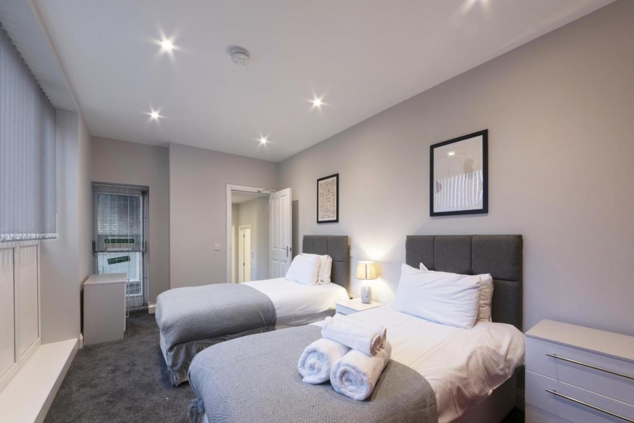 K Suites - Waveney Chambers 1 Old โลเวสทอฟต์ ภายนอก รูปภาพ