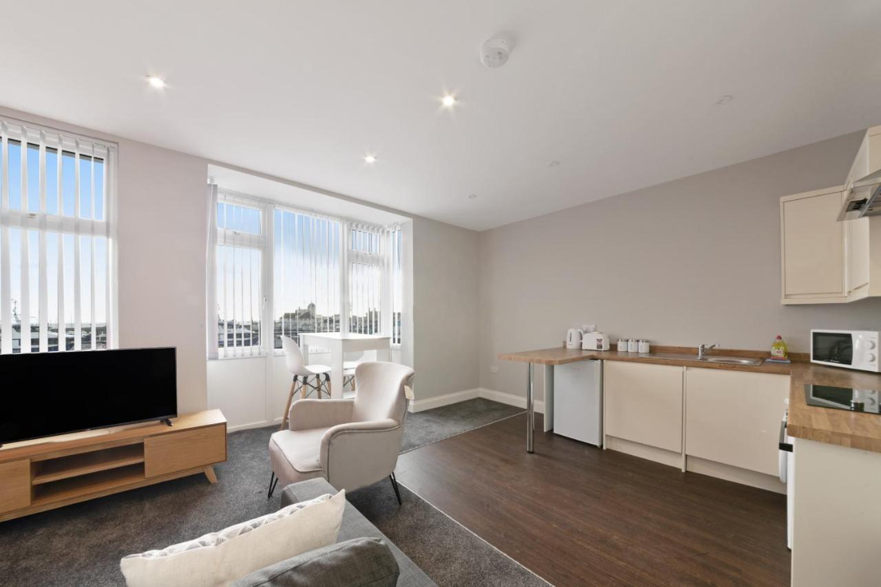 K Suites - Waveney Chambers 1 Old โลเวสทอฟต์ ภายนอก รูปภาพ