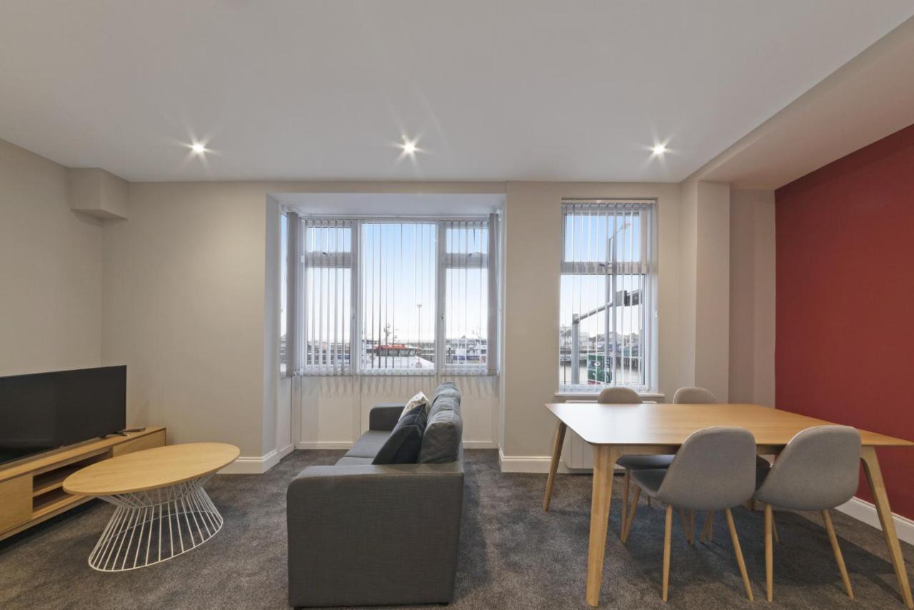 K Suites - Waveney Chambers 1 Old โลเวสทอฟต์ ภายนอก รูปภาพ