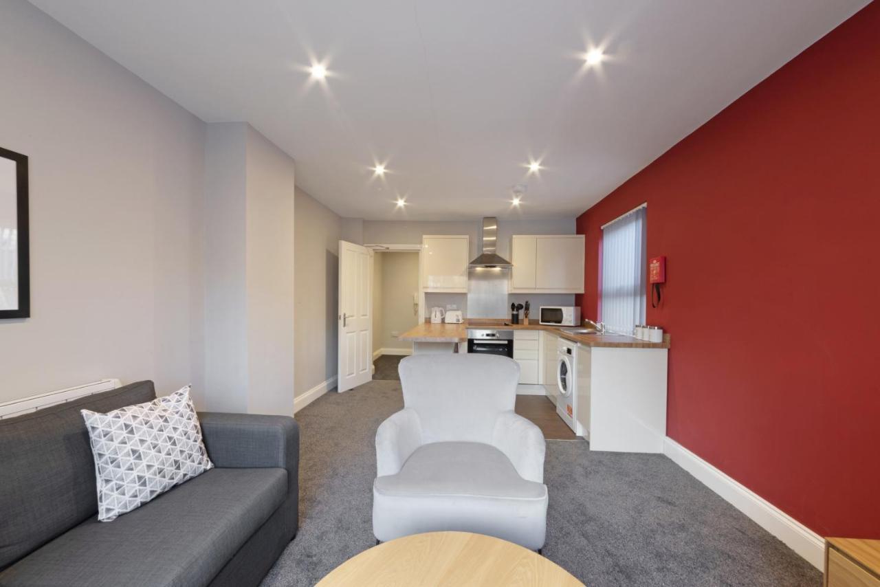 K Suites - Waveney Chambers 1 Old โลเวสทอฟต์ ภายนอก รูปภาพ