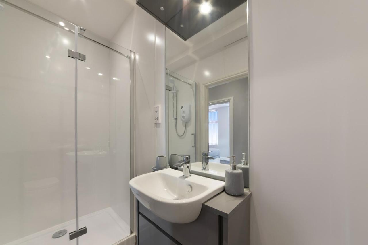 K Suites - Waveney Chambers 1 Old โลเวสทอฟต์ ภายนอก รูปภาพ