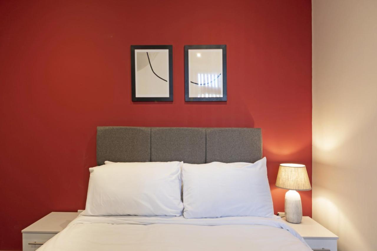 K Suites - Waveney Chambers 1 Old โลเวสทอฟต์ ภายนอก รูปภาพ