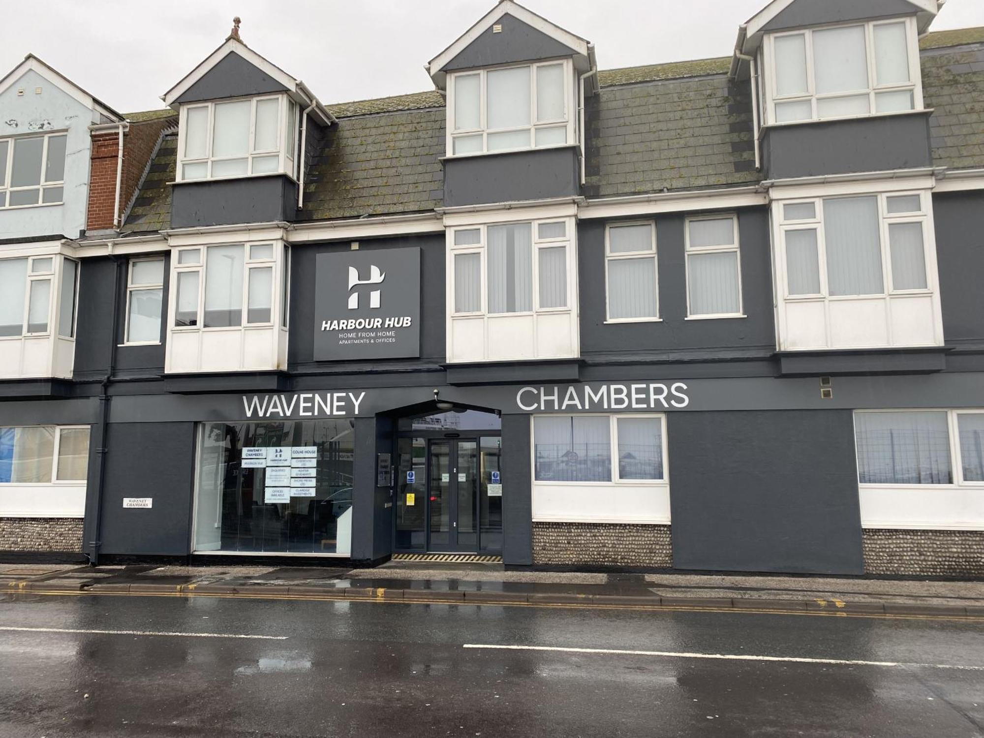 K Suites - Waveney Chambers 1 Old โลเวสทอฟต์ ภายนอก รูปภาพ